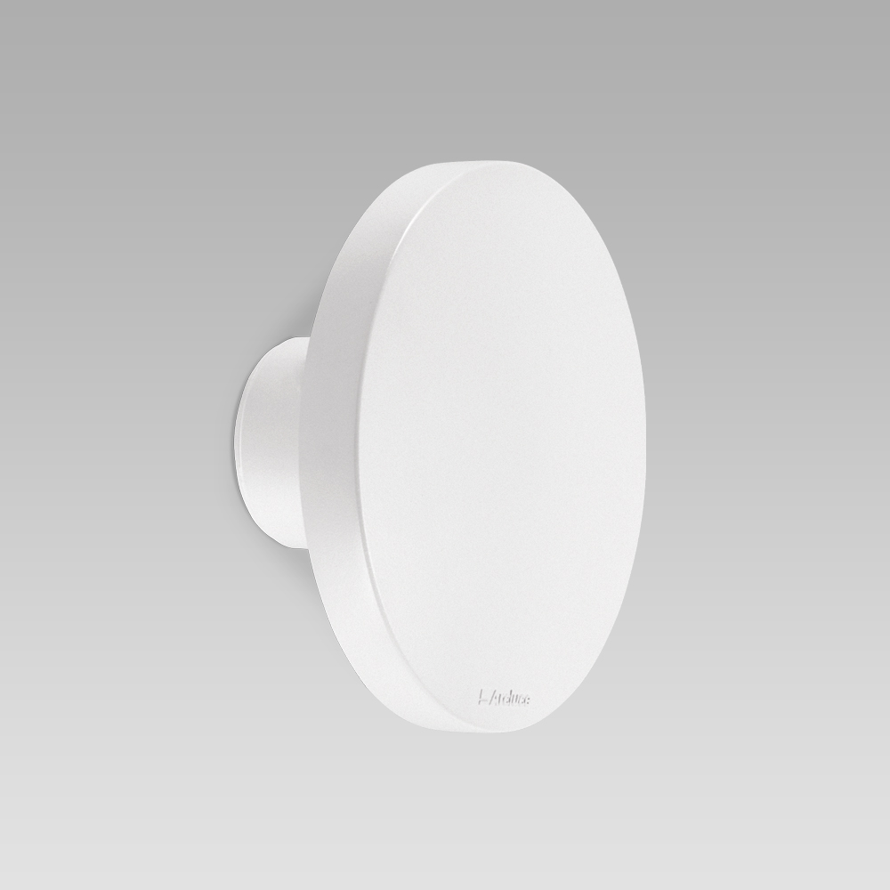 Wall mounted/recessed wall luminaires  Wall-mounted luminaire for facade lighting with sophisticated design and radial optic, for a diffused and elegant lighting