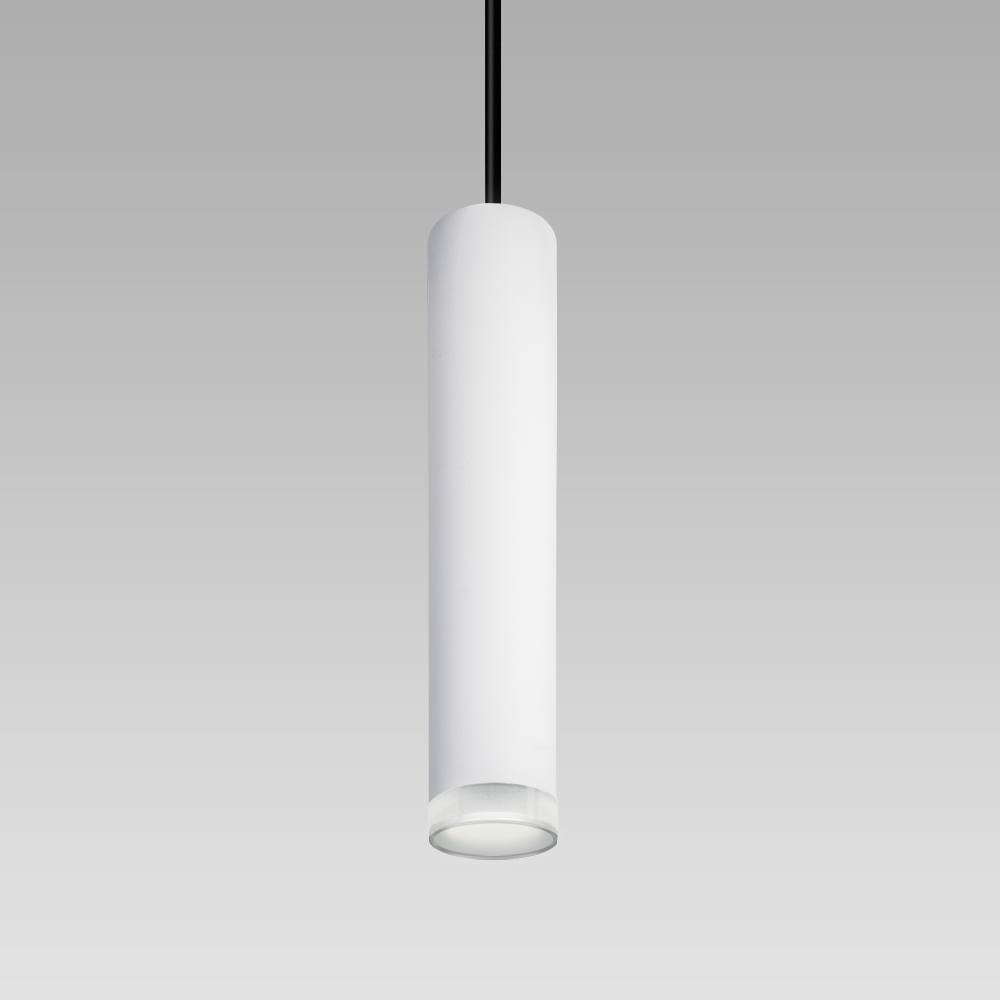 Suspended downlight with cylindrical design for indoor lighting, in the opal screen version.