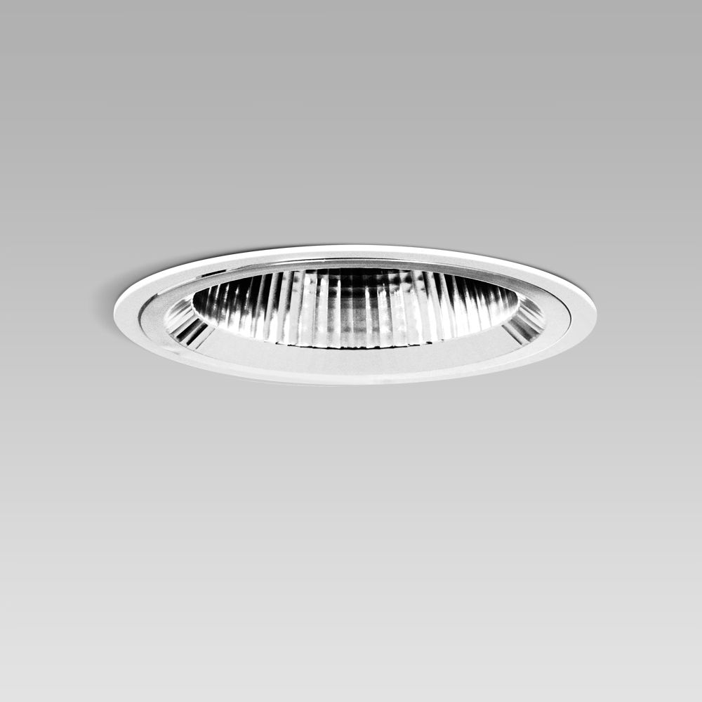 Downlight da incasso a soffitto dal design raffinato per illuminazione di interni, senza vetro e con ottica simmetrica