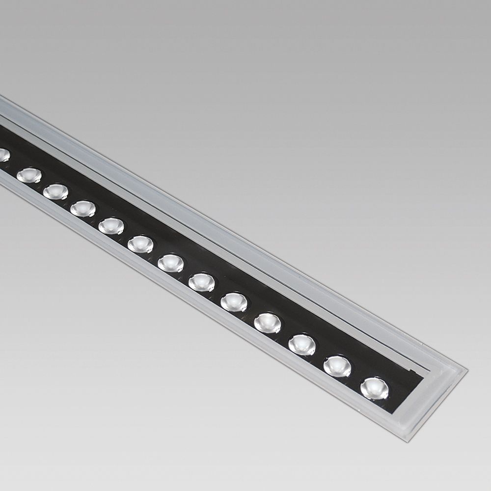 Incassi a parete Apparecchio da incasso a parete o a pavimento lineare, installabile singolarmente o in linea, per l'illuminazione di esterni
